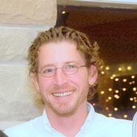 Kenneth Mitchell